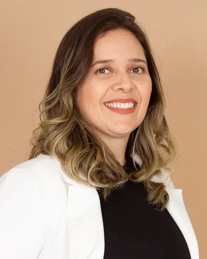 Stéfani, especialista em saúde da Costa Ferrê